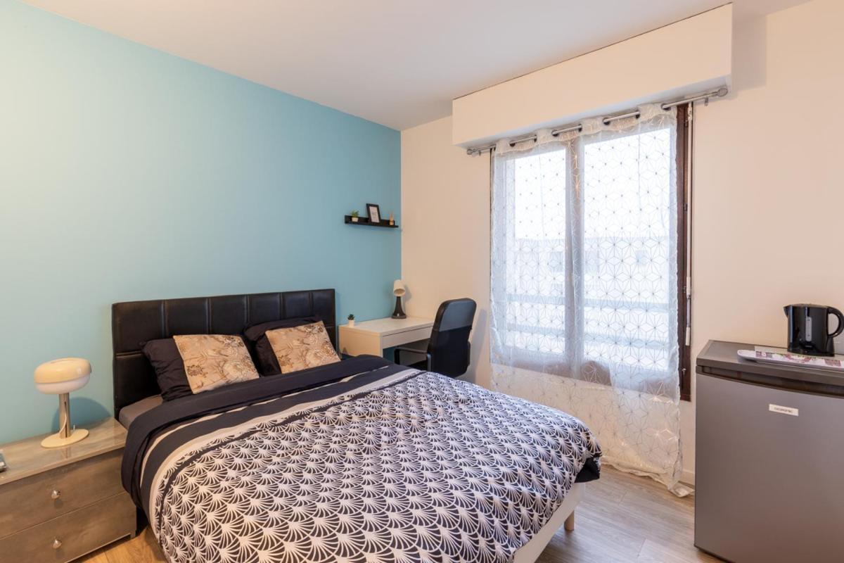 Le Beau Refuge Parisien De Cergy - Parisian Modern Flat At Cergy Bed & Breakfast Eksteriør bilde