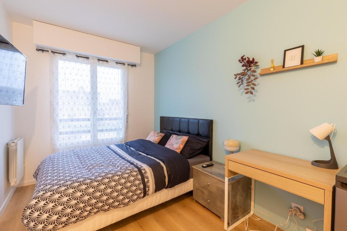 Le Beau Refuge Parisien De Cergy - Parisian Modern Flat At Cergy Bed & Breakfast Eksteriør bilde